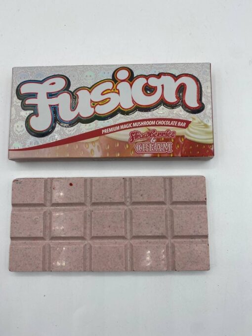 Strawberries & Cream Fusion Bar